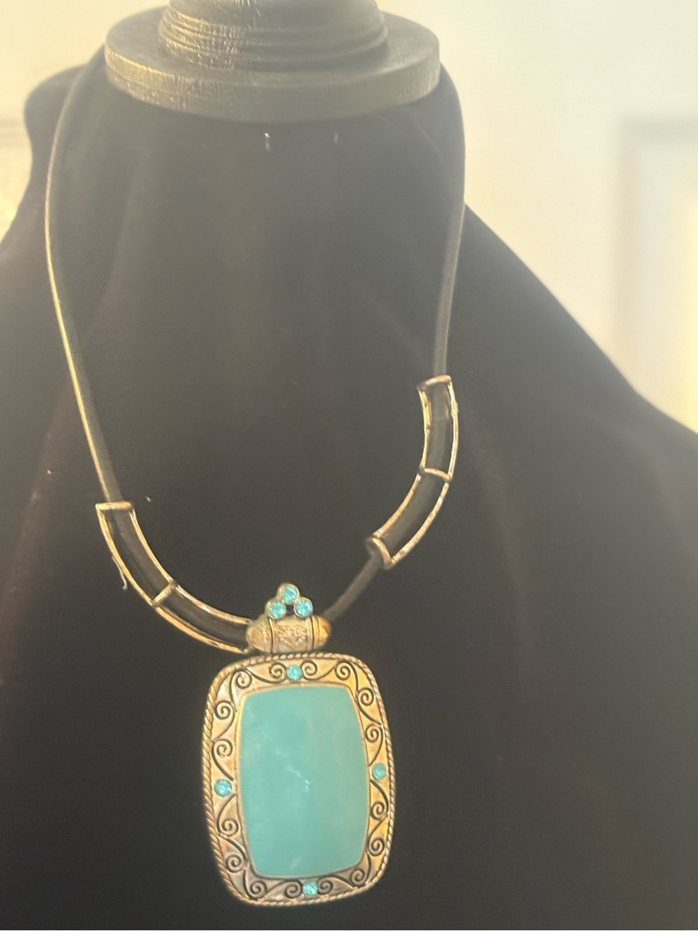 Turquoise Pendant Necklace with Antique Gold Frame